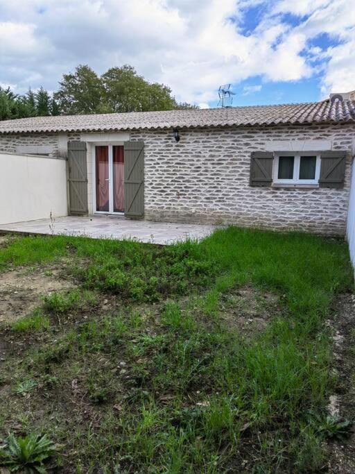 Maisonnette Du Mas Vert Montaren-et-Saint-Mediers Экстерьер фото
